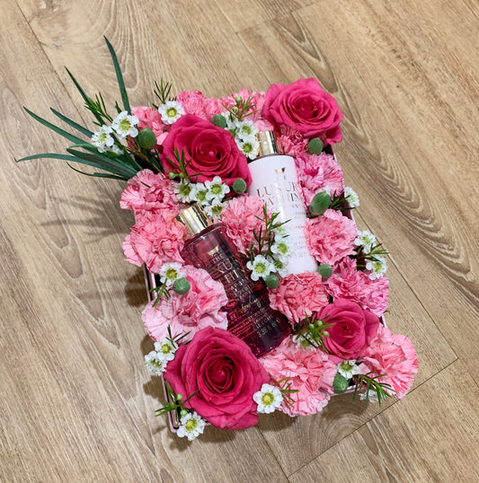 Deluxe Hamper – Pink